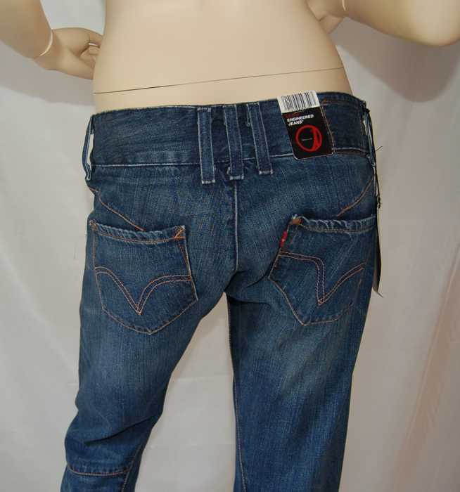 Levis Damen Jeans Engineered Dunkel Blau 000 136 1300 – Bild 4